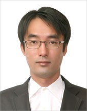 김성곤 사진