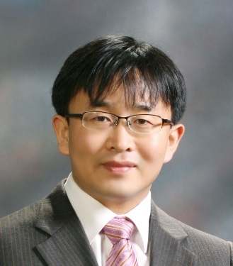 이성건 사진